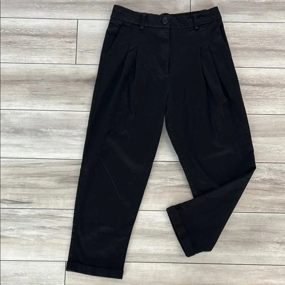 19.W size medium Black Pleated Trousers viscose cotton blend